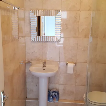 Malahide Road Flat * Dublin